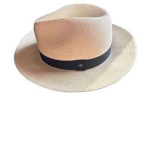 Sunday Afternoons cream panama hat with black band Size M